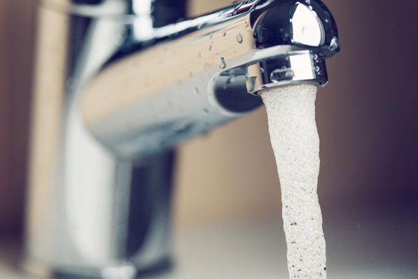 Drinking water from faucet